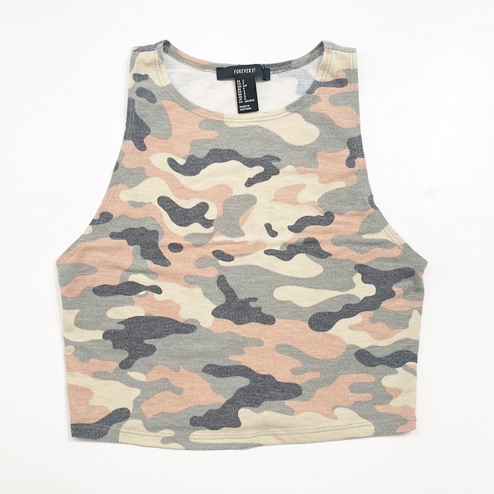 Forever 21 camo crop top